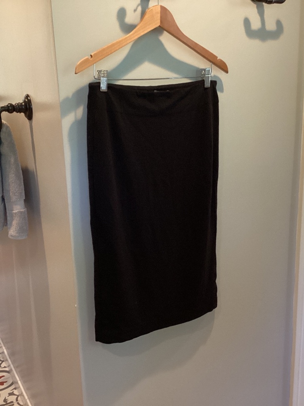 Vince Camuto Black Pencil Skirt - Size M